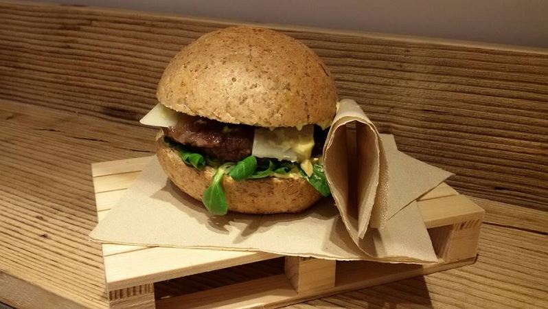 CottoCrudo hamburger di fassona